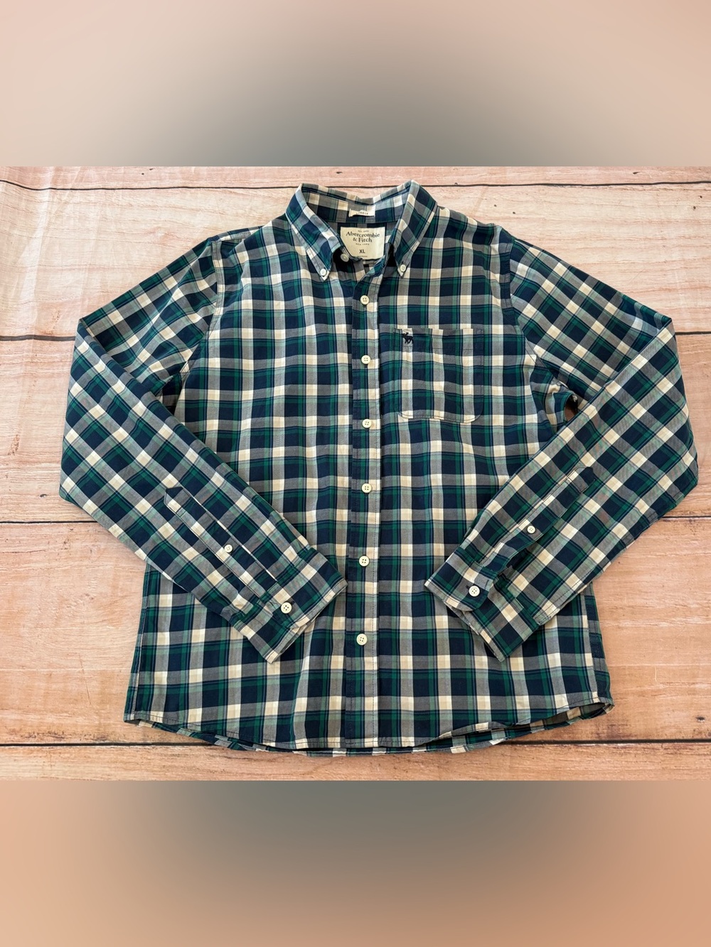 Abercrombie & Fitch Shirt Men XL Button Down Blue Plaid Modern Muscle Fit Preppy